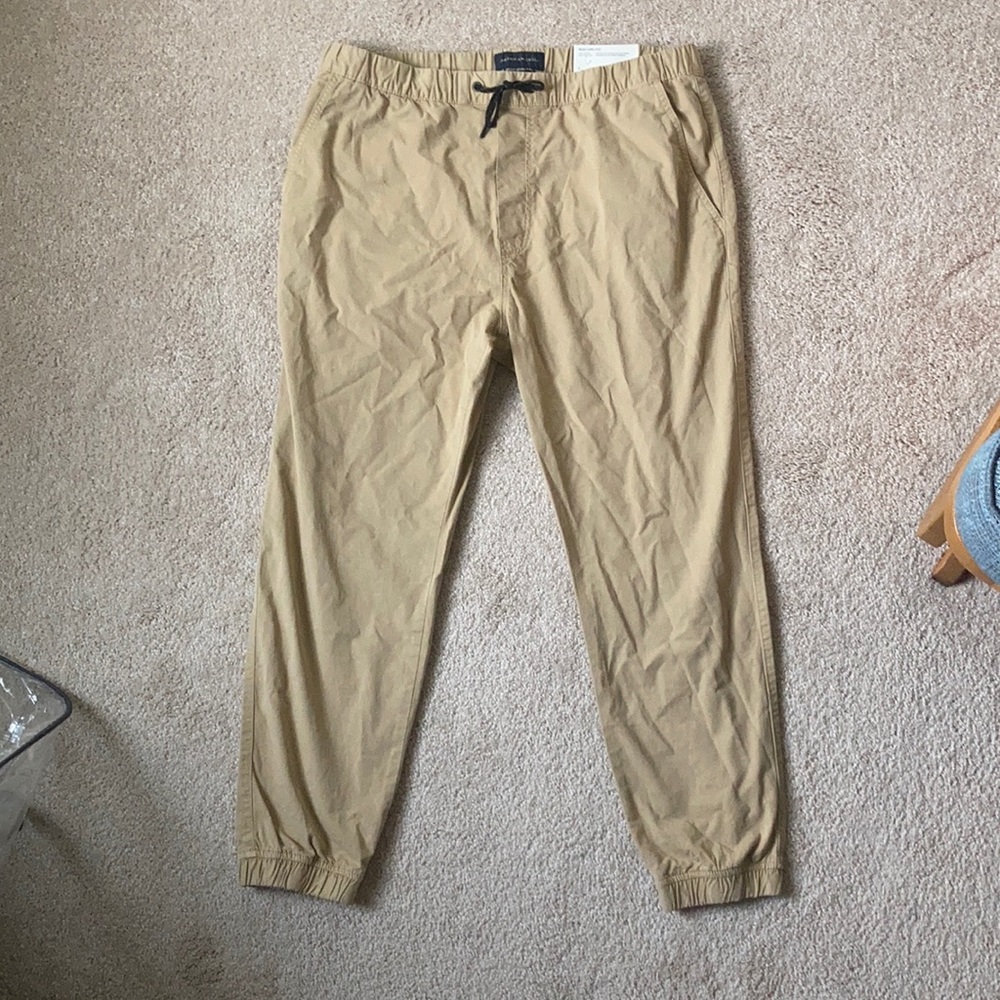 American Eagle Khaki Joggers, Large